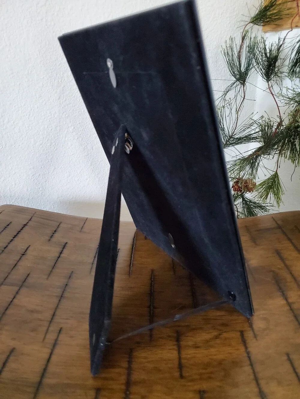 N/A black beveled
